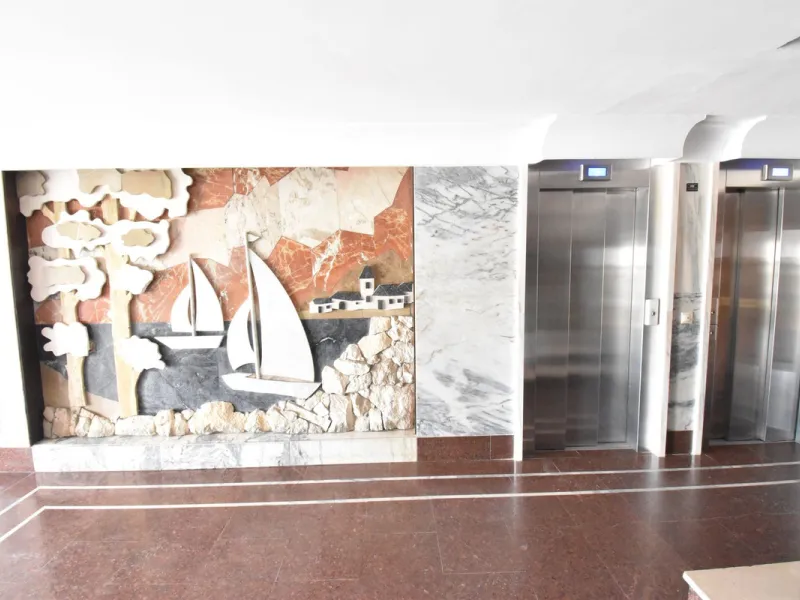 Magnificent apartment on the beachfront in Fuengirola located in the best area of ​​Los Boliches.