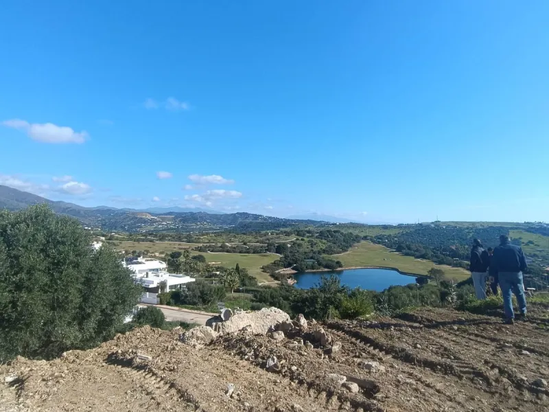 Plot - Residential Plot в продаже в Estepona, Málaga. Площадь участка 490 м²