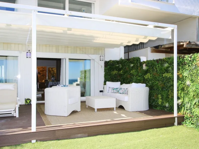 This is a truly amazing home  just a few meters from the sea. It is a one-of-a-kind property that was fully renovated in March 2025, so everything is brand new and ready for you to move in.