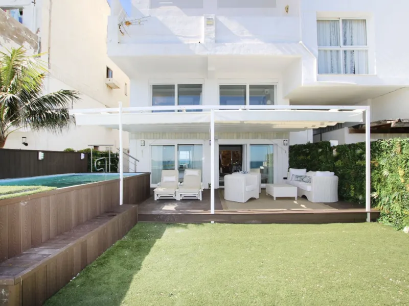 This is a truly amazing home  just a few meters from the sea. It is a one-of-a-kind property that was fully renovated in March 2025, so everything is brand new and ready for you to move in.