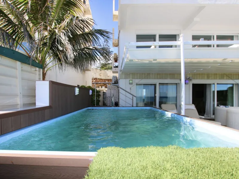 This is a truly amazing home  just a few meters from the sea. It is a one-of-a-kind property that was fully renovated in March 2025, so everything is brand new and ready for you to move in.