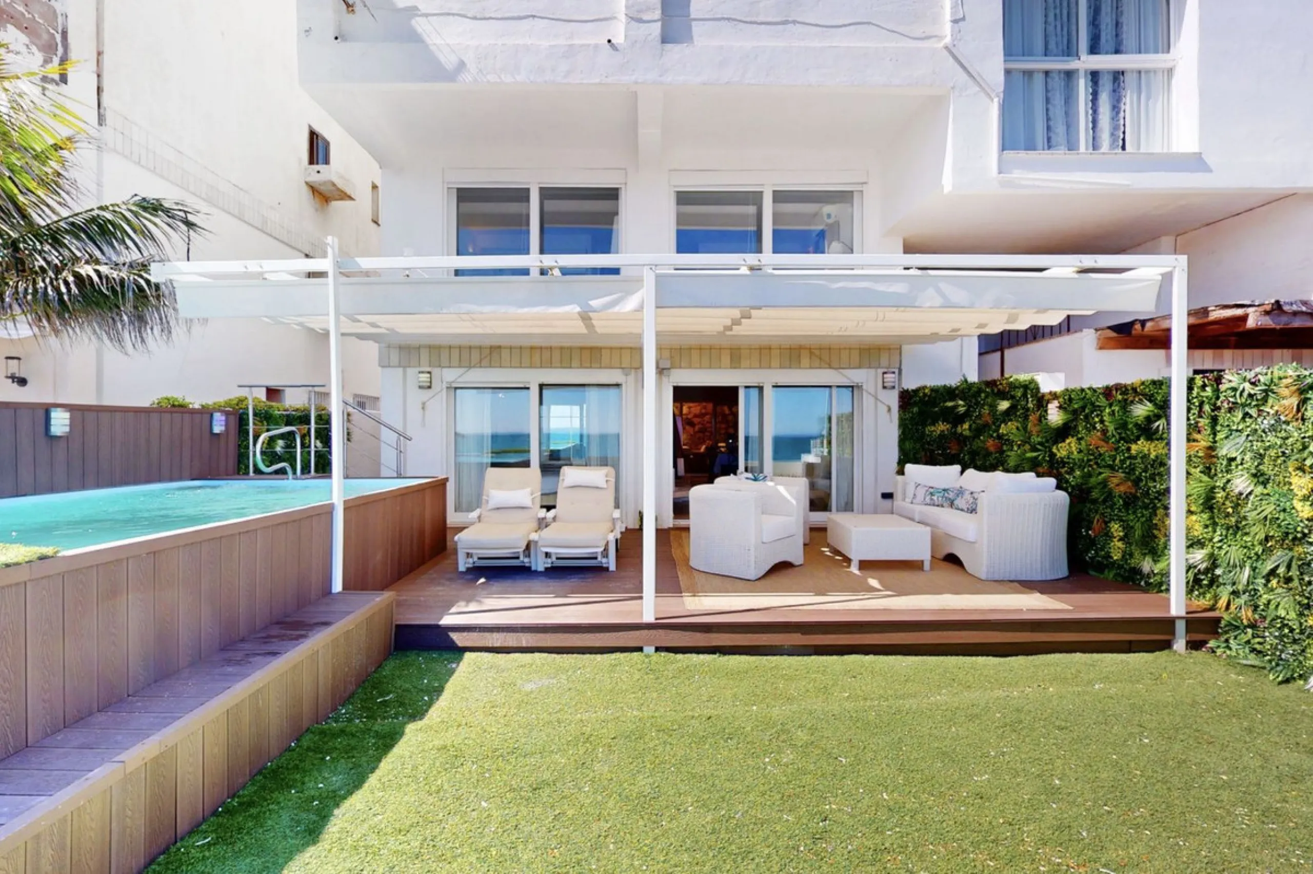 This is a truly amazing home  just a few meters from the sea. It is a one-of-a-kind property that was fully renovated in March 2025, so everything is brand new and ready for you to move in.