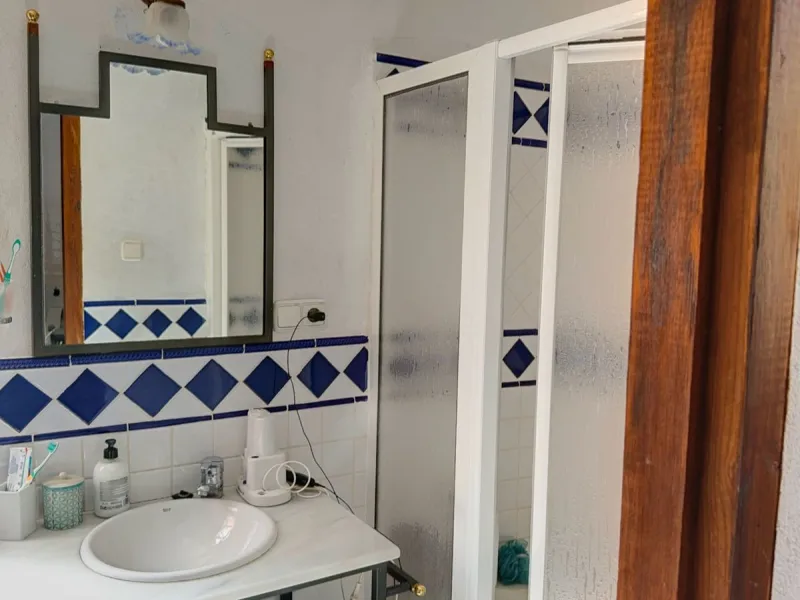 Unique Investment, A Historic Property with Exceptional Potential!