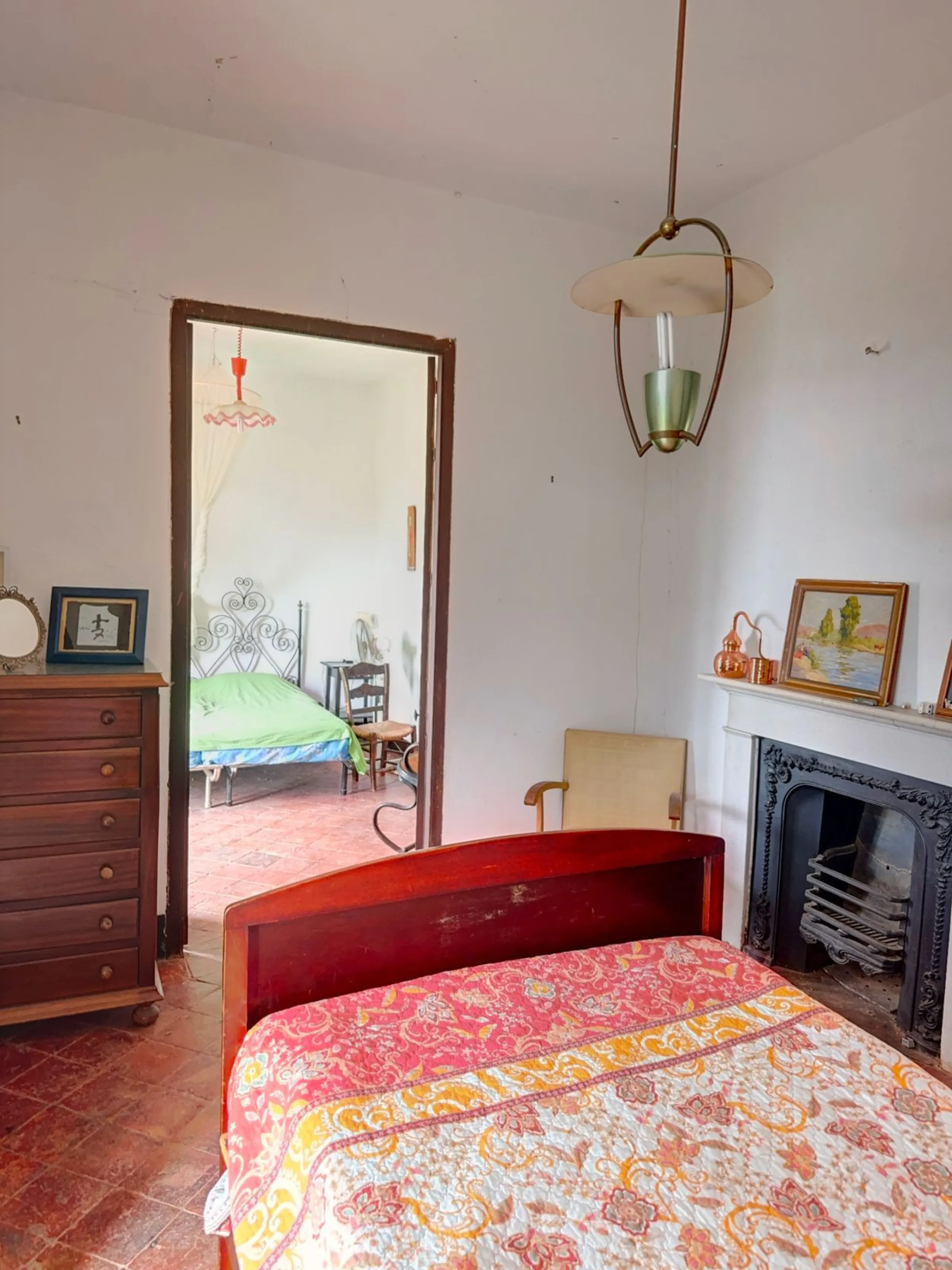 Unique Investment, A Historic Property with Exceptional Potential!