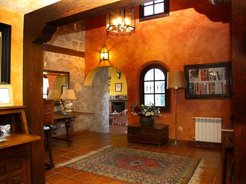 House - Detached Villa в продаже в Mijas, Málaga. В доме 6 спален и 5 ванных комнат. Площадь дома 575 м². Площадь участка 10000 м²