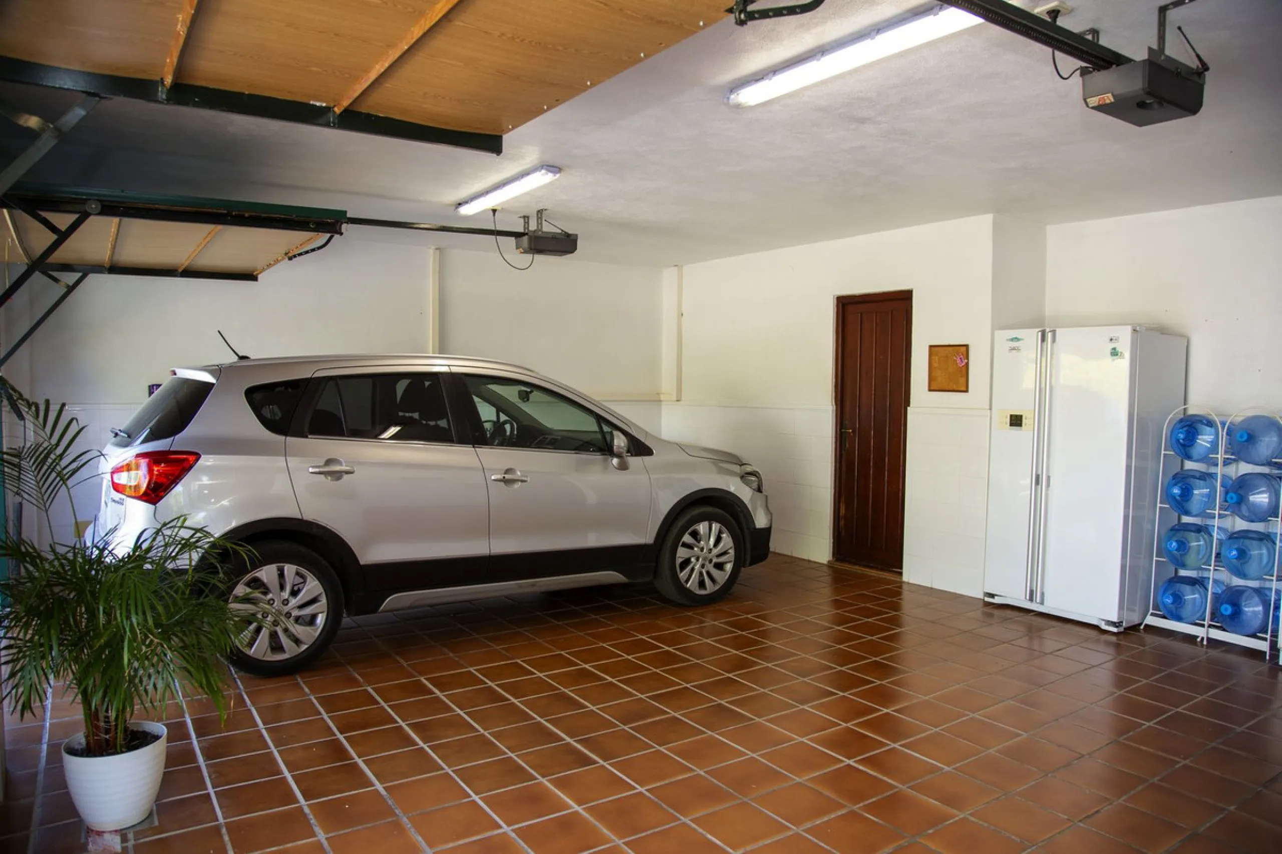House - Detached Villa в продаже в Mijas, Málaga. В доме 6 спален и 5 ванных комнат. Площадь дома 575 м². Площадь участка 10000 м²