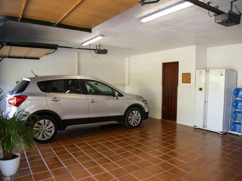 House - Detached Villa в продаже в Mijas, Málaga. В доме 6 спален и 5 ванных комнат. Площадь дома 575 м². Площадь участка 10000 м²