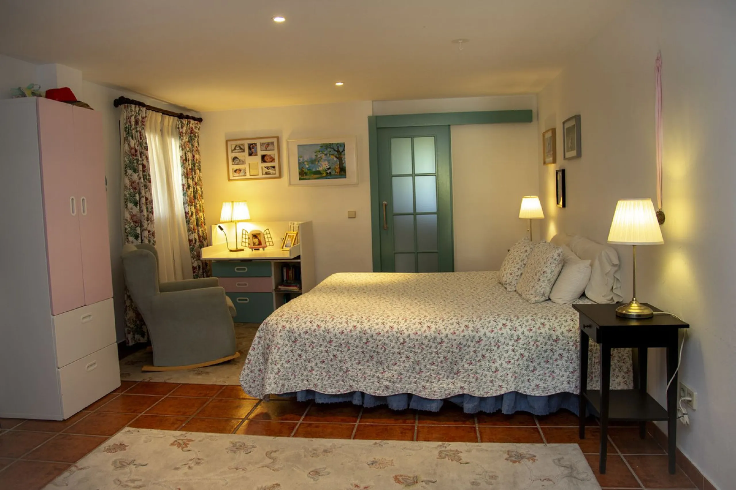 House - Detached Villa в продаже в Mijas, Málaga. В доме 6 спален и 5 ванных комнат. Площадь дома 575 м². Площадь участка 10000 м²