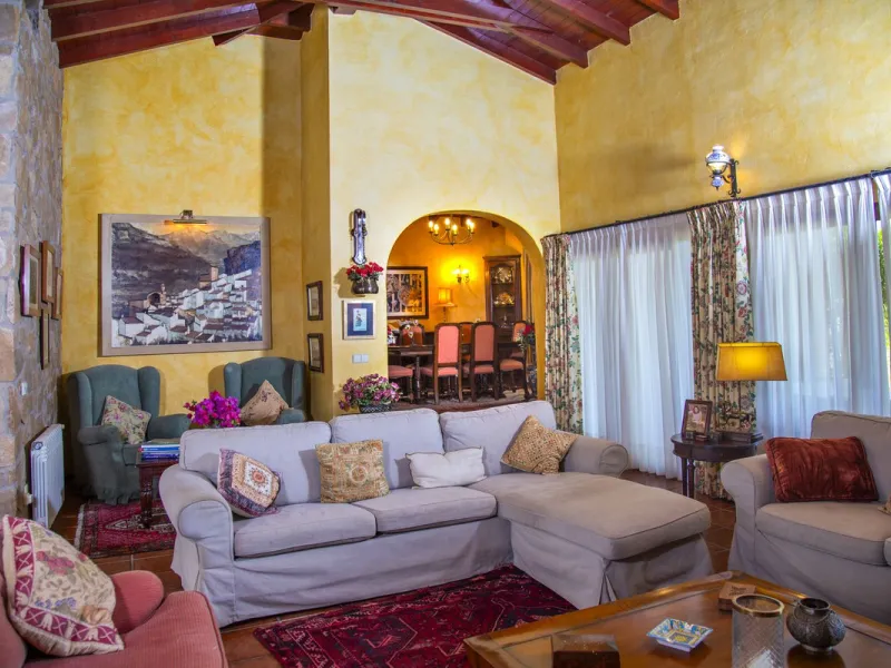 House - Detached Villa в продаже в Mijas, Málaga. В доме 6 спален и 5 ванных комнат. Площадь дома 575 м². Площадь участка 10000 м²