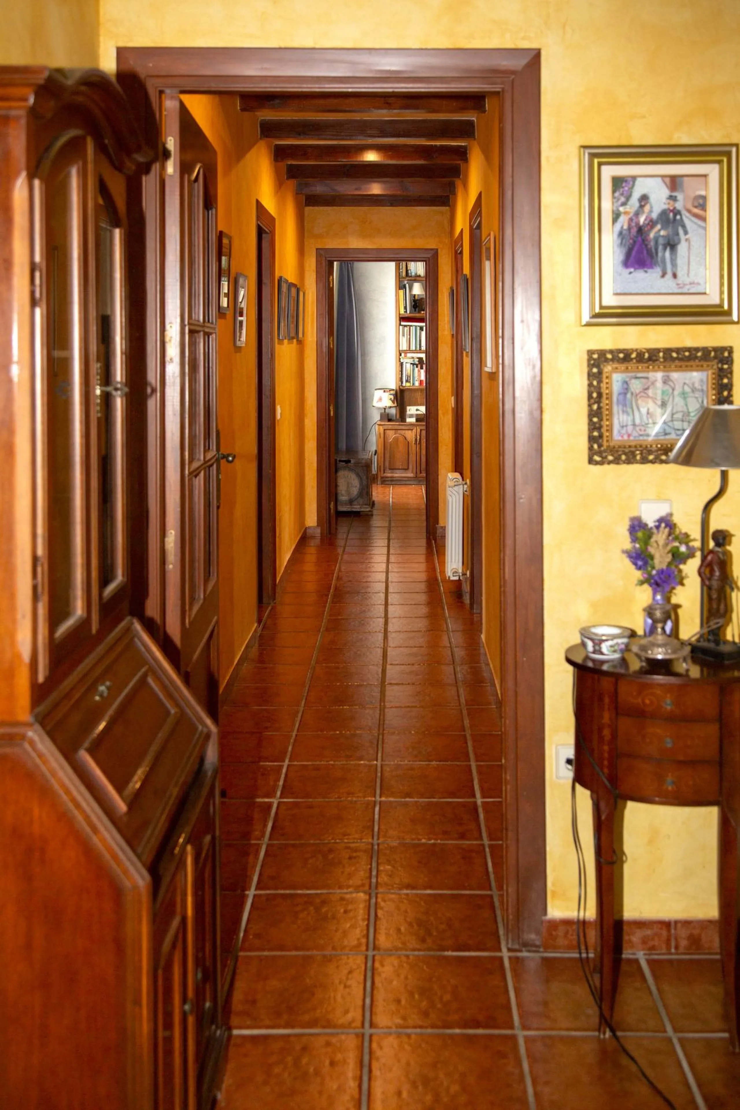 House - Detached Villa в продаже в Mijas, Málaga. В доме 6 спален и 5 ванных комнат. Площадь дома 575 м². Площадь участка 10000 м²