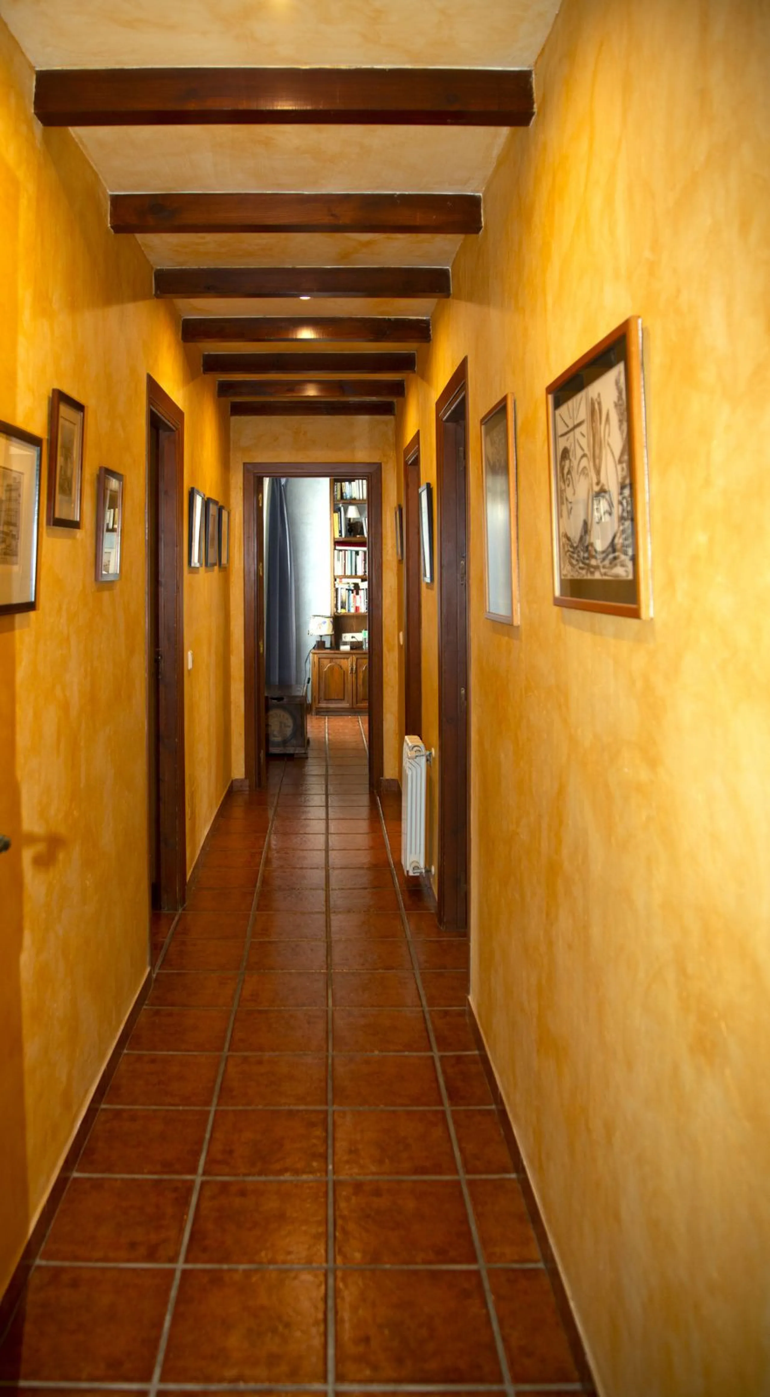 House - Detached Villa в продаже в Mijas, Málaga. В доме 6 спален и 5 ванных комнат. Площадь дома 575 м². Площадь участка 10000 м²