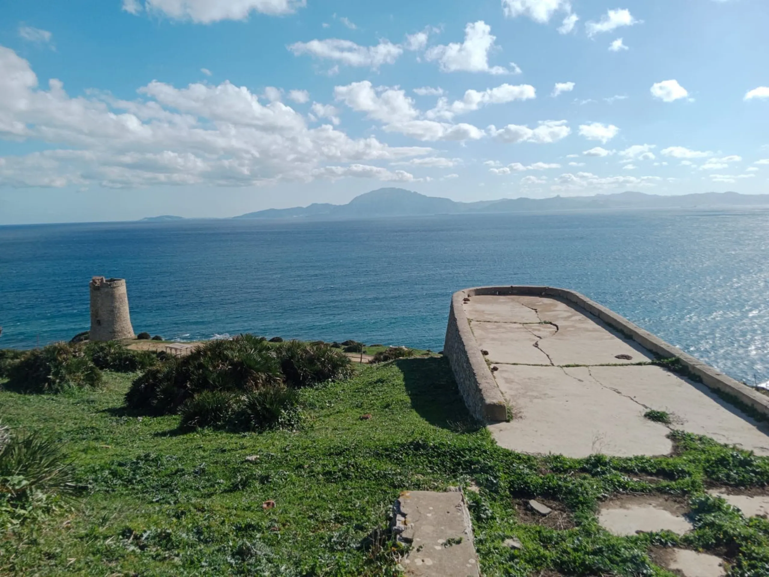 Plot - Land with Ruin в продаже в Manilva, Málaga. Площадь дома 324 м². Площадь участка 117263 м²