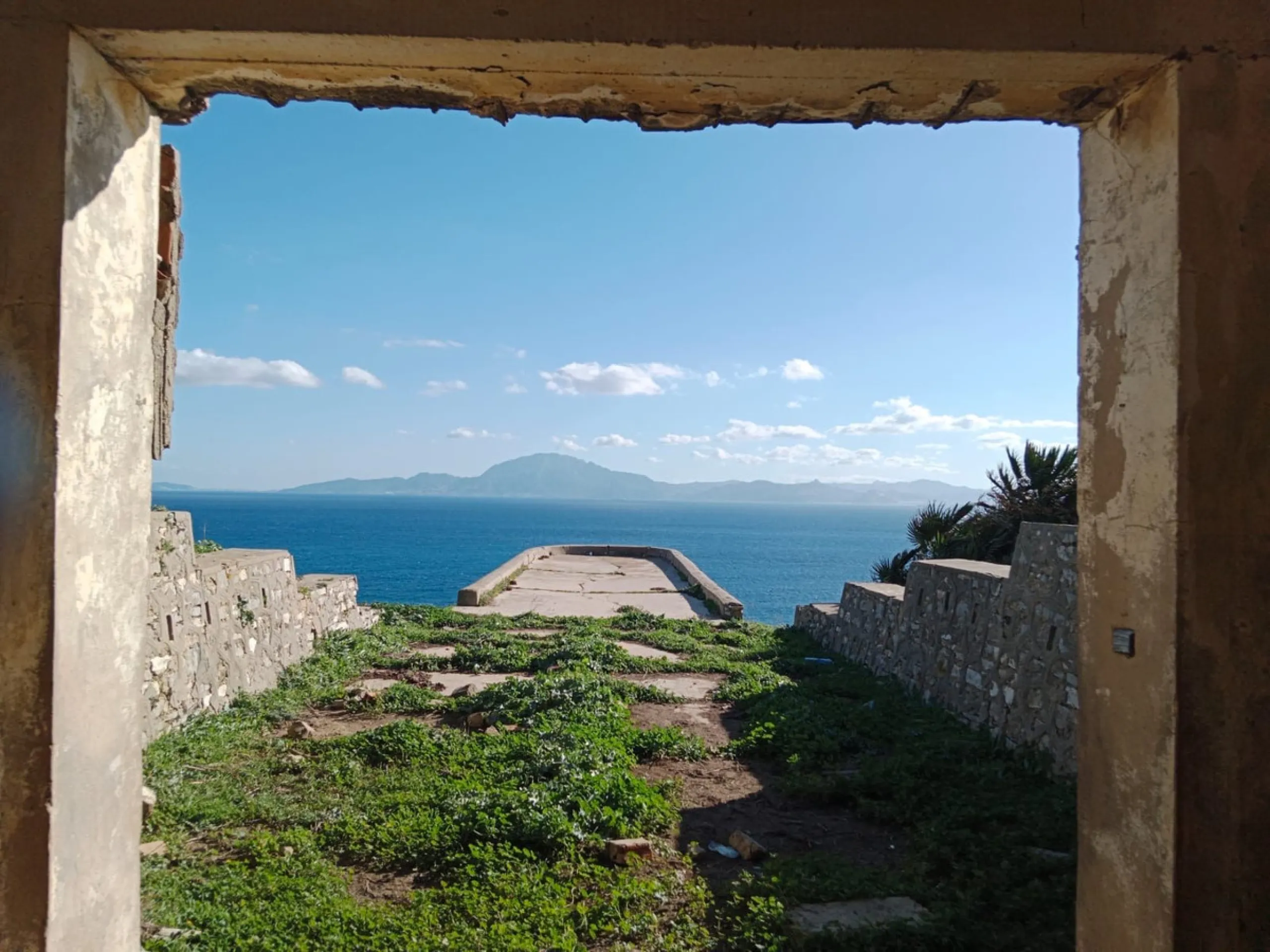 Plot - Land with Ruin в продаже в Manilva, Málaga. Площадь дома 324 м². Площадь участка 117263 м²