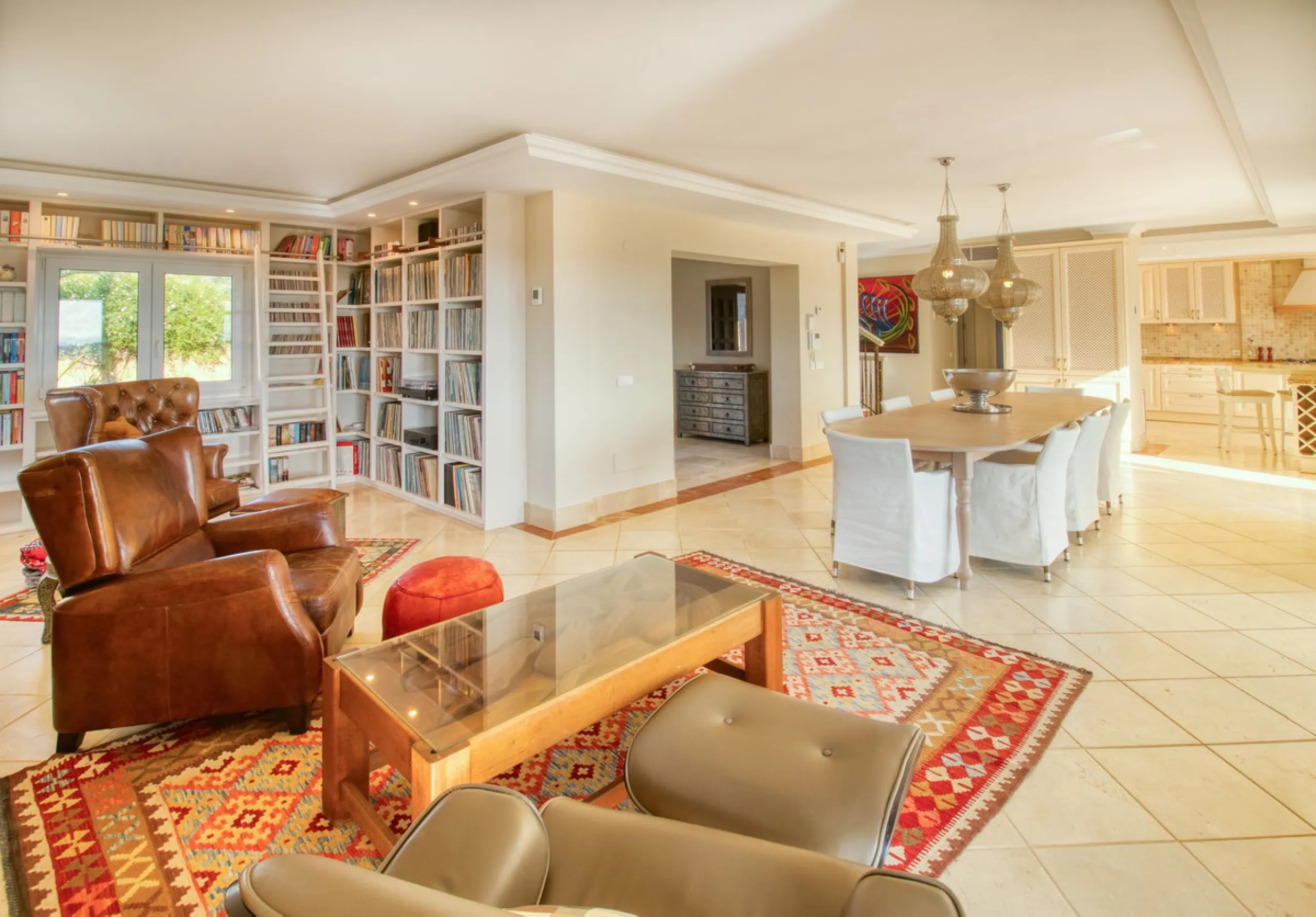 Exceptional Finca with Panoramic Sea Views in Estepona