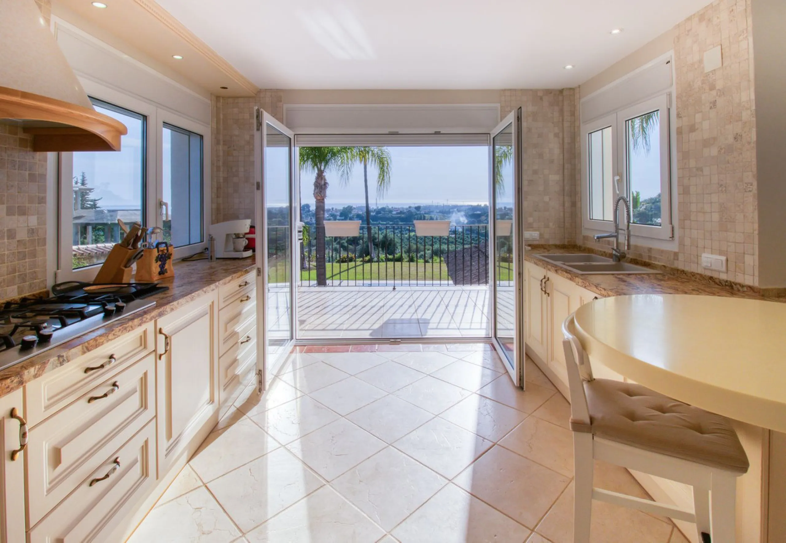 Exceptional Finca with Panoramic Sea Views in Estepona