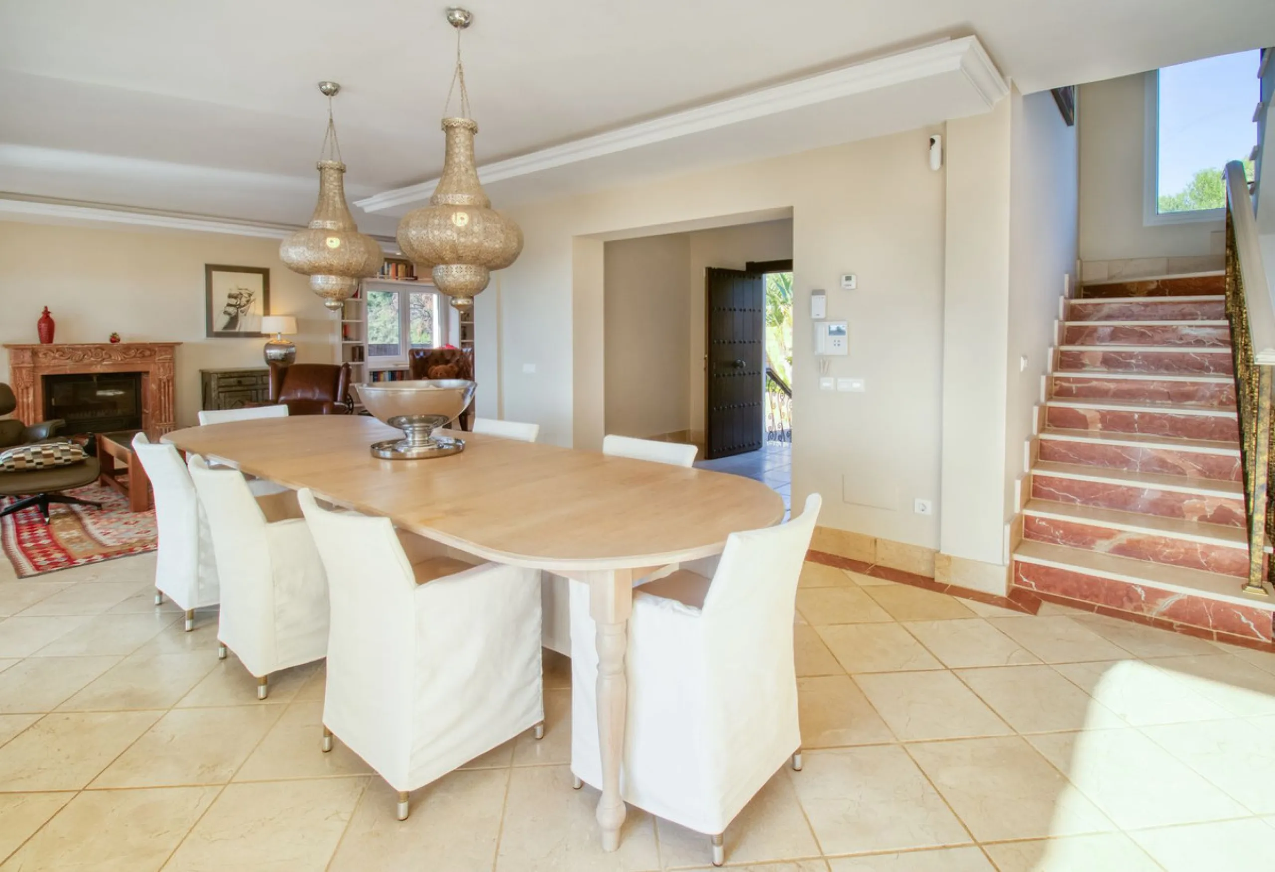 Exceptional Finca with Panoramic Sea Views in Estepona
