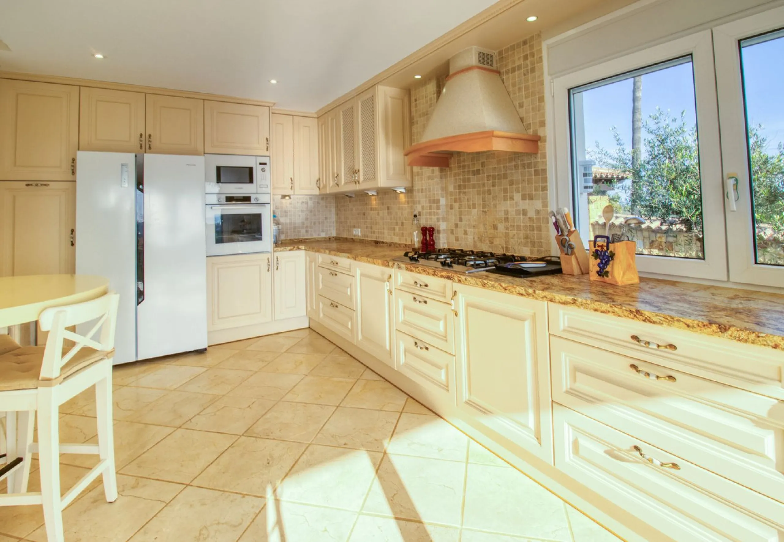 Exceptional Finca with Panoramic Sea Views in Estepona