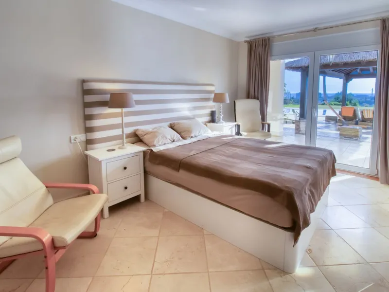 Exceptional Finca with Panoramic Sea Views in Estepona
