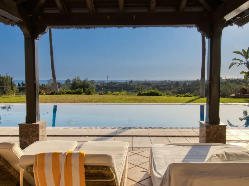 Exceptional Finca with Panoramic Sea Views in Estepona