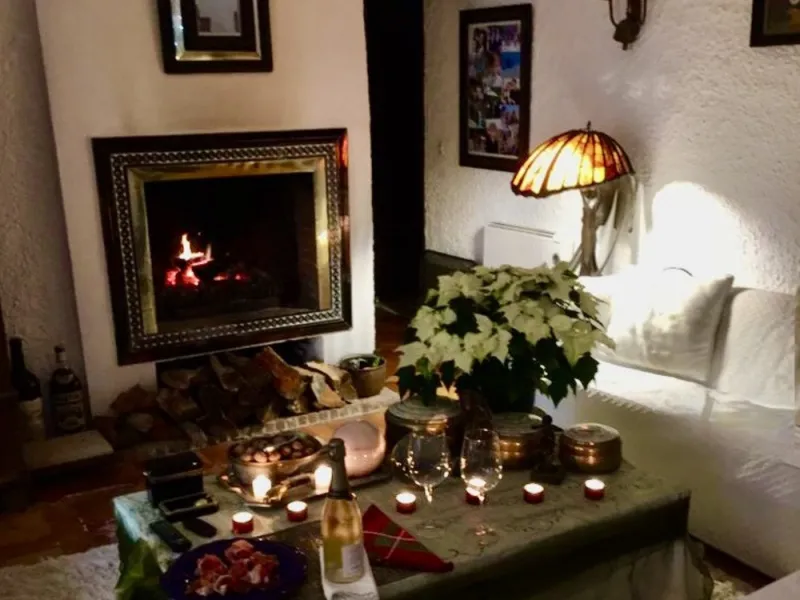 House - Detached Villa в продаже в Marbella, Málaga. В доме 3 спален и 2 ванных комнат. Площадь дома 119 м². Площадь участка 628 м²