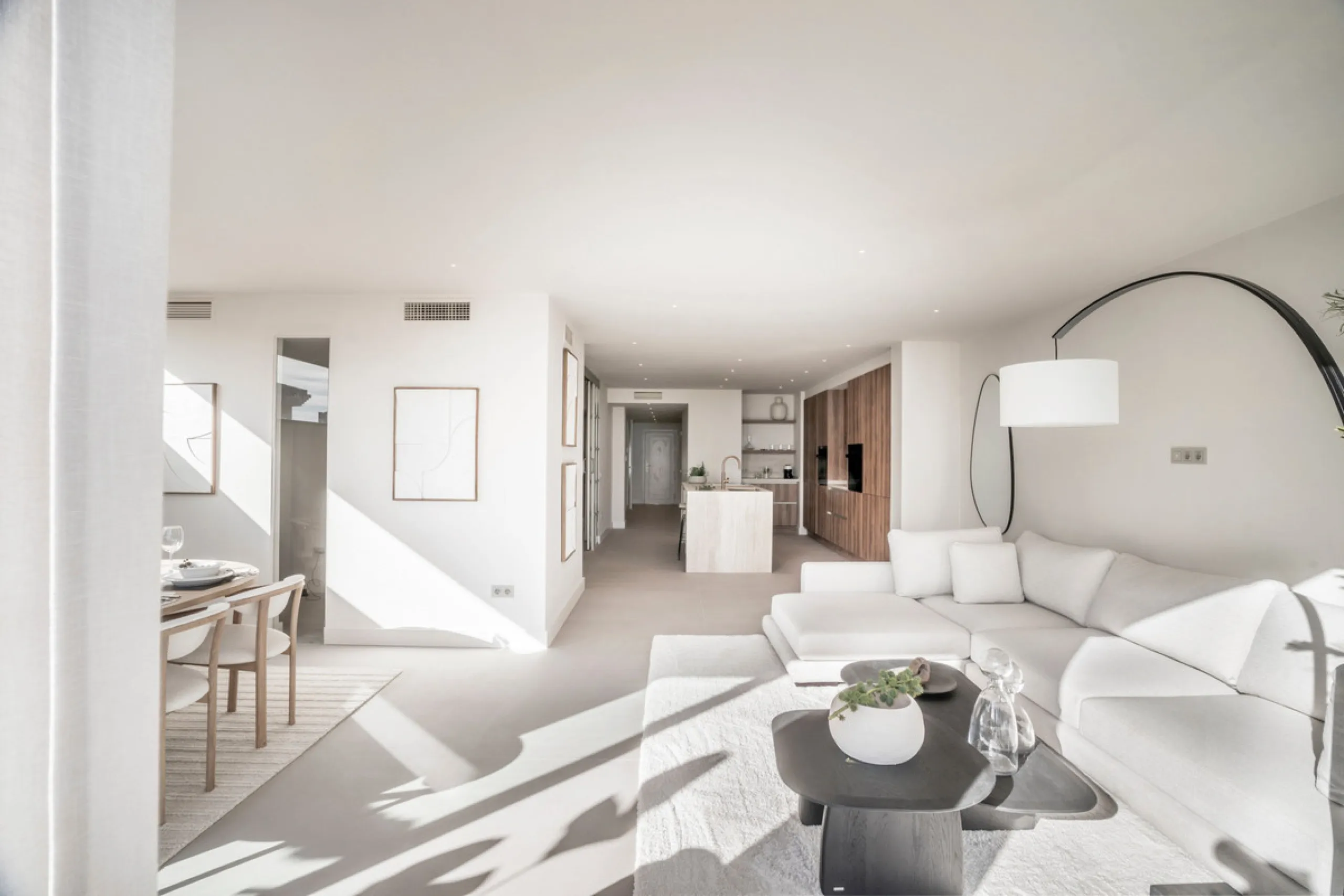 This exquisite 3-bedroom ground-floor apartment in Nueva Andalucía, Marbella, epitomizes modern luxury and comfort. Recently renovated to the highest standards, the property features an open-plan living and dining area, perfectly designed for seamless ent