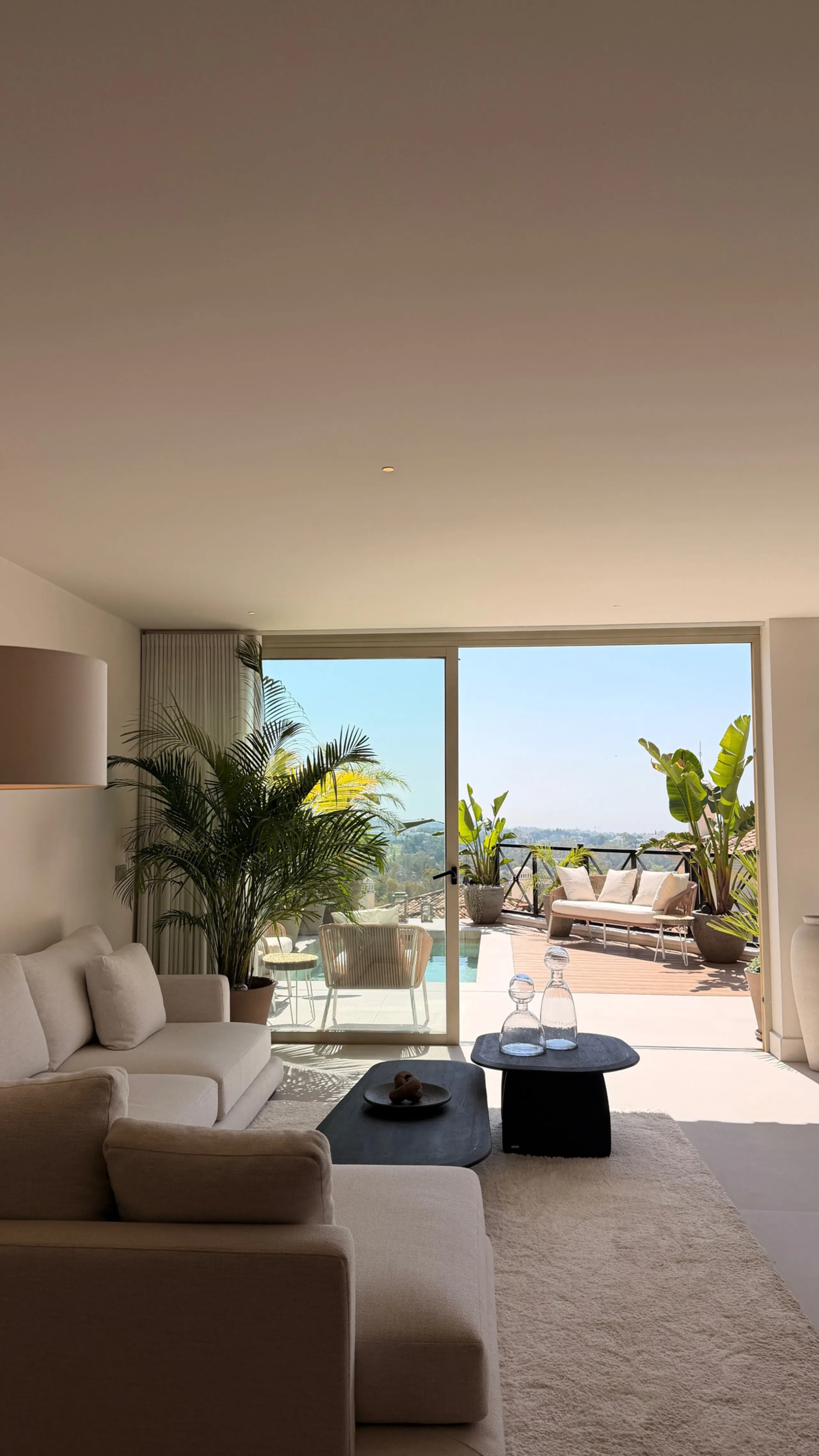 This exquisite 3-bedroom ground-floor apartment in Nueva Andalucía, Marbella, epitomizes modern luxury and comfort. Recently renovated to the highest standards, the property features an open-plan living and dining area, perfectly designed for seamless ent
