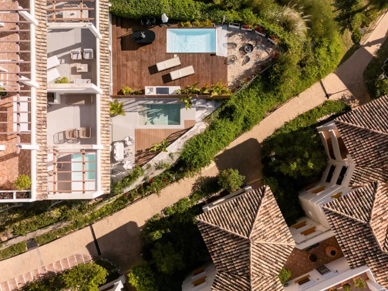 This exquisite 3-bedroom ground-floor apartment in Nueva Andalucía, Marbella, epitomizes modern luxury and comfort. Recently renovated to the highest standards, the property features an open-plan living and dining area, perfectly designed for seamless ent