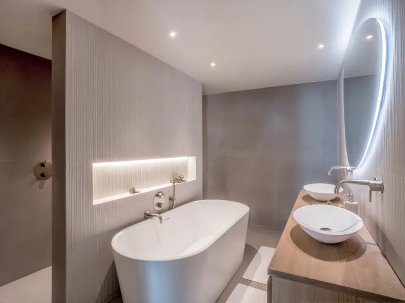 This exquisite 3-bedroom ground-floor apartment in Nueva Andalucía, Marbella, epitomizes modern luxury and comfort. Recently renovated to the highest standards, the property features an open-plan living and dining area, perfectly designed for seamless ent