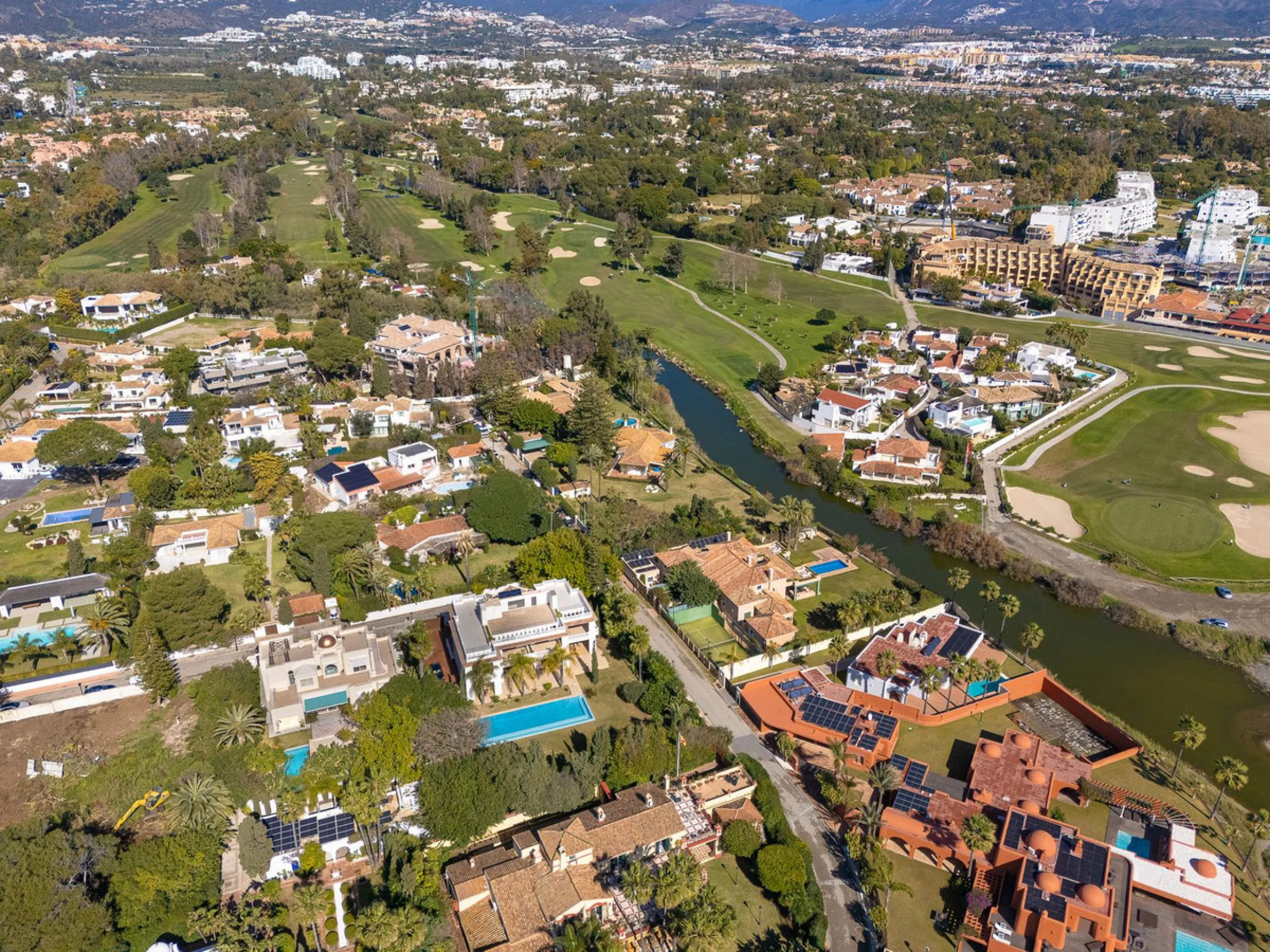 Charming Villa for Renovation in Casasola