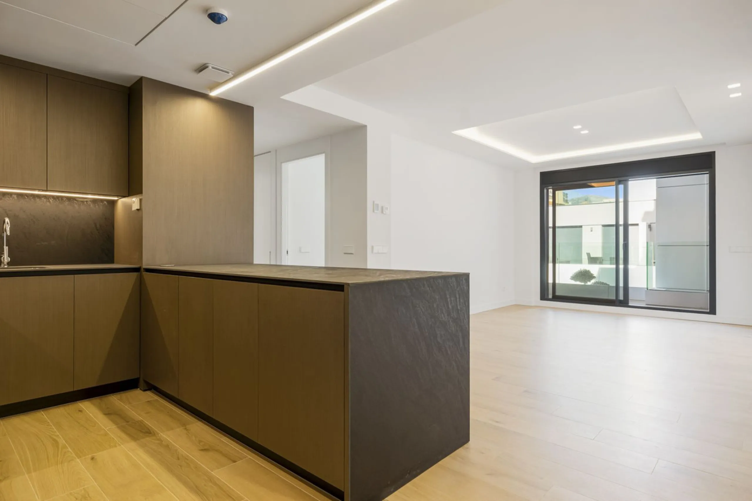 Apartment - Middle Floor Apartment в продаже в Fuengirola, Málaga. В доме 2 спален и 2 ванных комнат. Площадь дома 79 м²