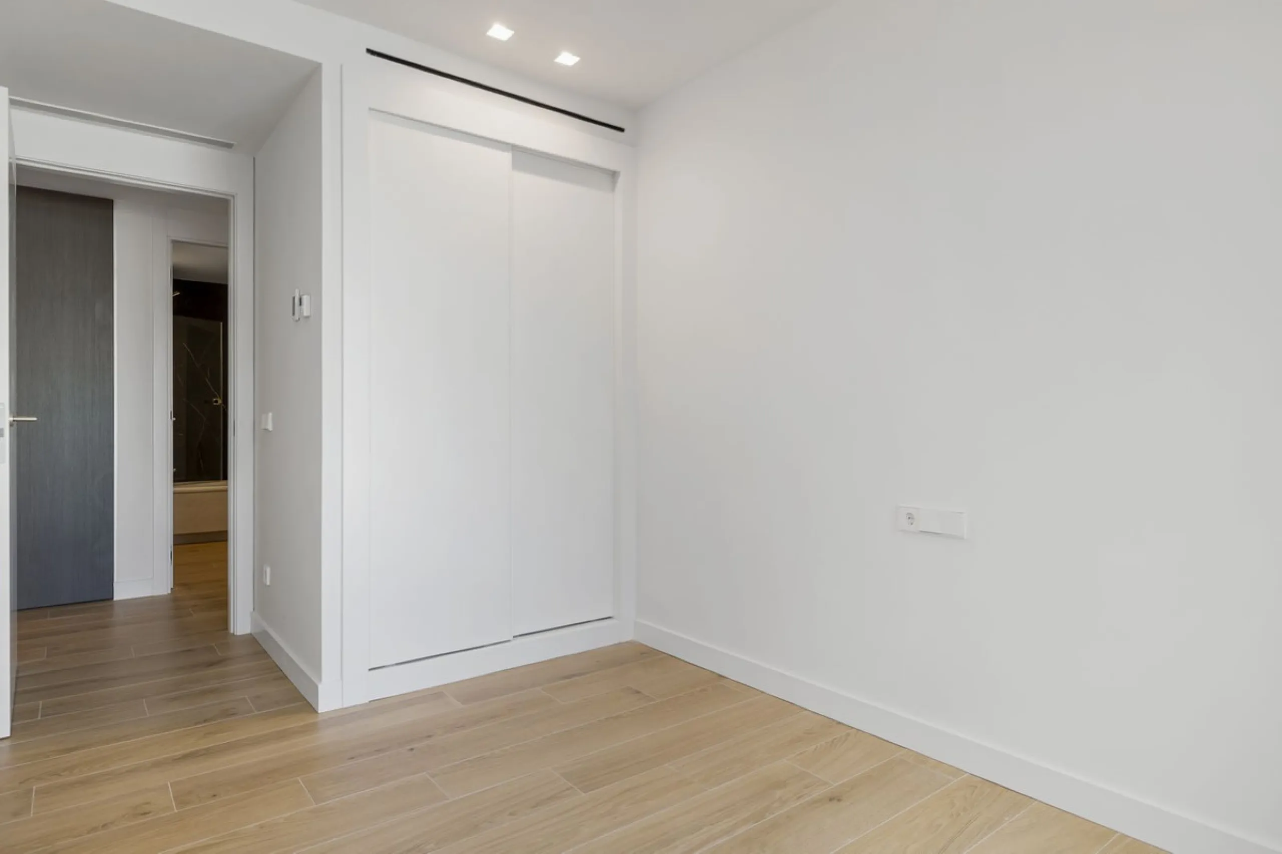 Apartment - Middle Floor Apartment в продаже в Fuengirola, Málaga. В доме 2 спален и 2 ванных комнат. Площадь дома 79 м²