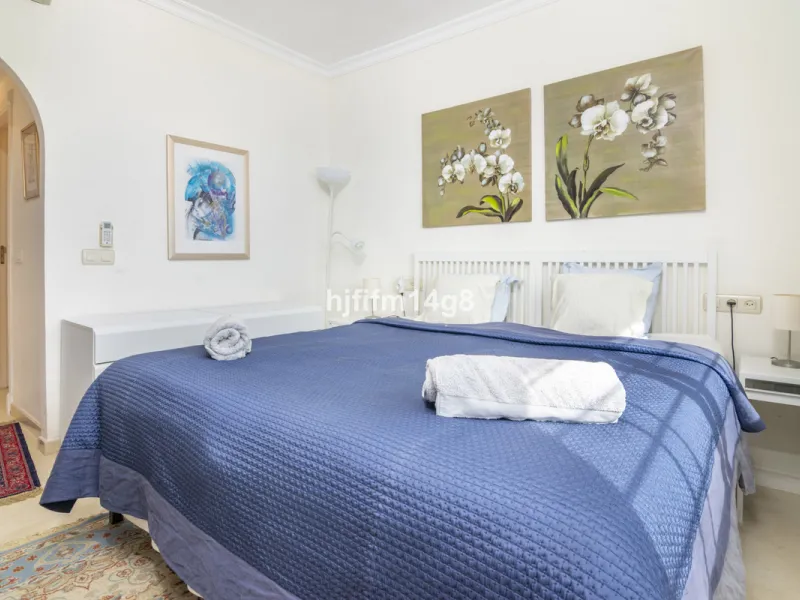 Andalucia Alta, built in 1995 is a gated community of 55 apartments and penthouses divided in six buildings. The pool area is in the middle of the blocks. Mature garden area has a playground for children. Each block offers underground parking and elevator