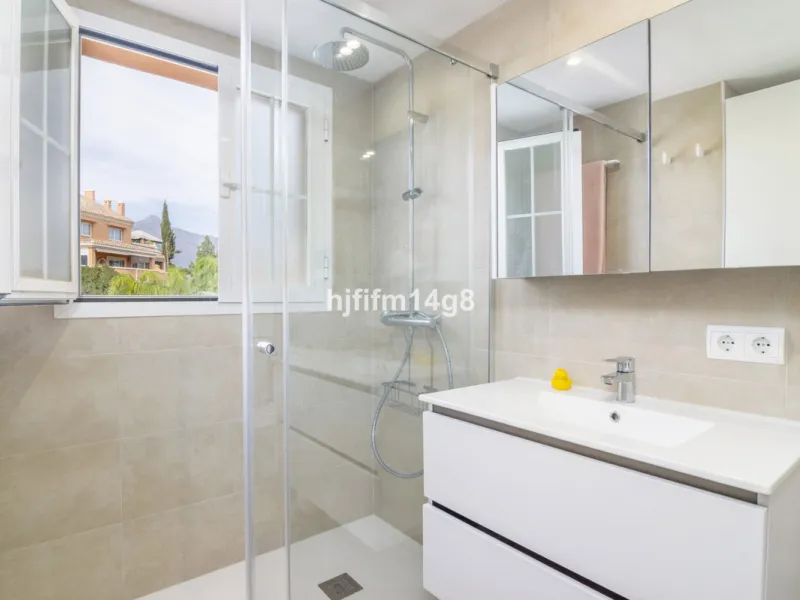 Andalucia Alta, built in 1995 is a gated community of 55 apartments and penthouses divided in six buildings. The pool area is in the middle of the blocks. Mature garden area has a playground for children. Each block offers underground parking and elevator