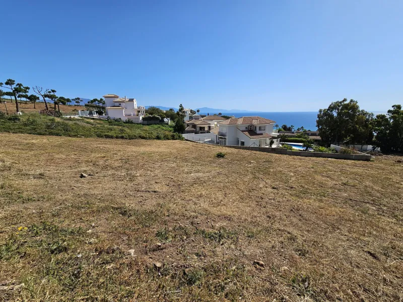 Plot - Residential Plot в продаже в Manilva, Málaga. Площадь участка 800 м²