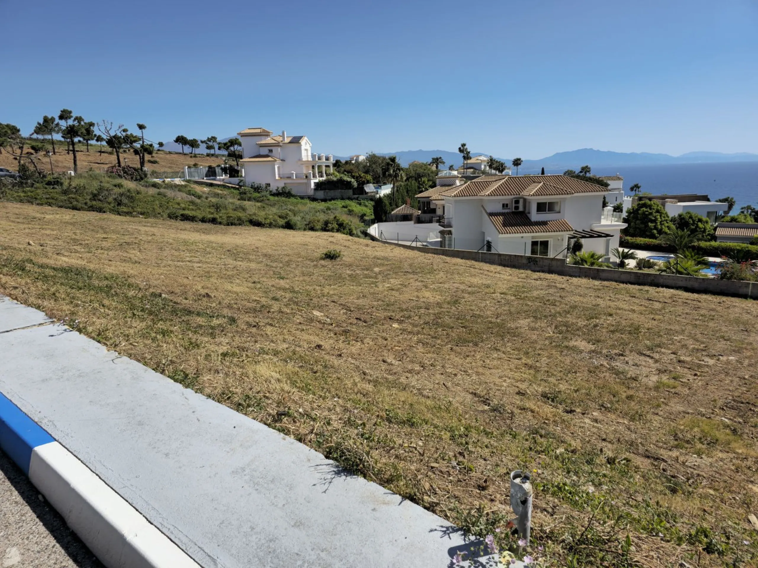 Plot - Residential Plot в продаже в Manilva, Málaga. Площадь участка 800 м²