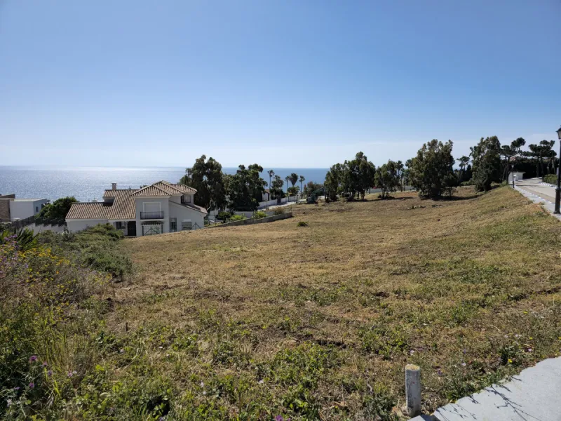 Plot - Residential Plot в продаже в Manilva, Málaga. Площадь участка 800 м²