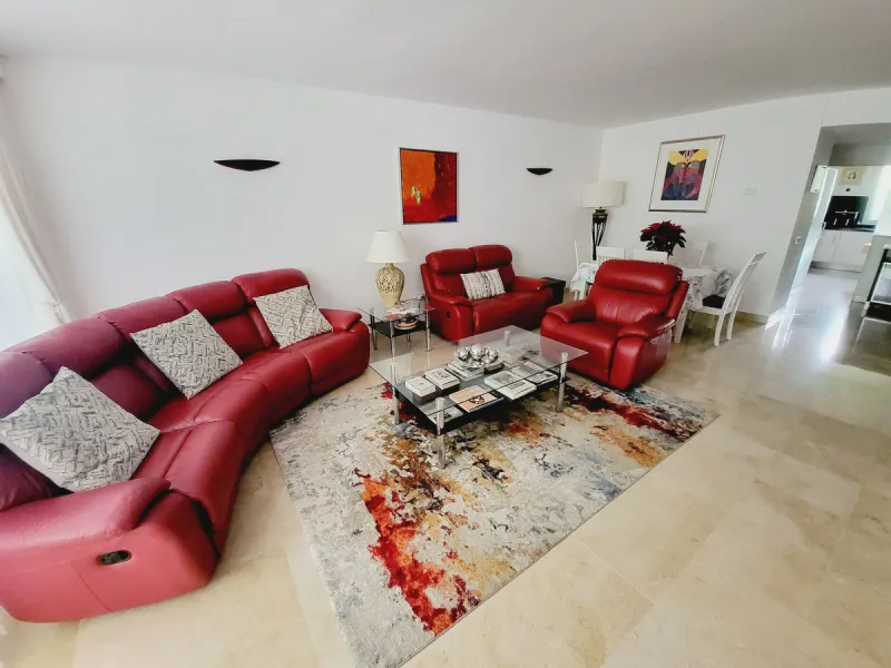 EXCEPTIONALLY LARGE AND SPACIOUS 2 BEDROOM 2 BATHROOM APARTMENT SITUATED IN A MUCH SOUGHT AFTER AND EXCLUSIVE COMMUNITY. THE APARTMENT IS A GROUND FLOOR PROPERTY WITH A 50m2 TERRACE THAT LEADS OUT DIRECTLY TO A SMALL PRIVATE GARDEN AREA. THE PROPERTY HAS 