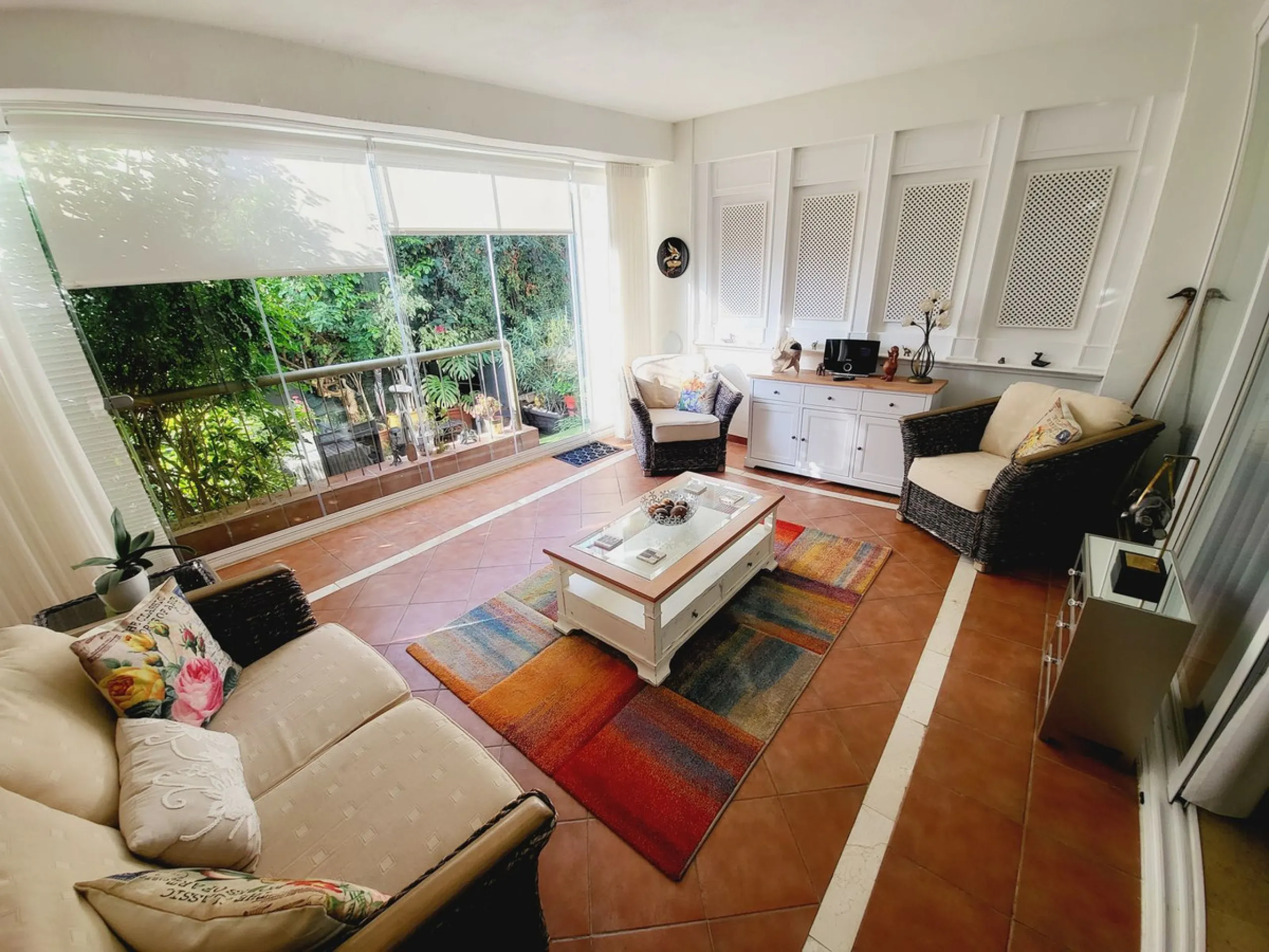 Apartment - Ground Floor Apartment в продаже в Mijas, Málaga. В доме 2 спален и 2 ванных комнат. Площадь дома 122 м²