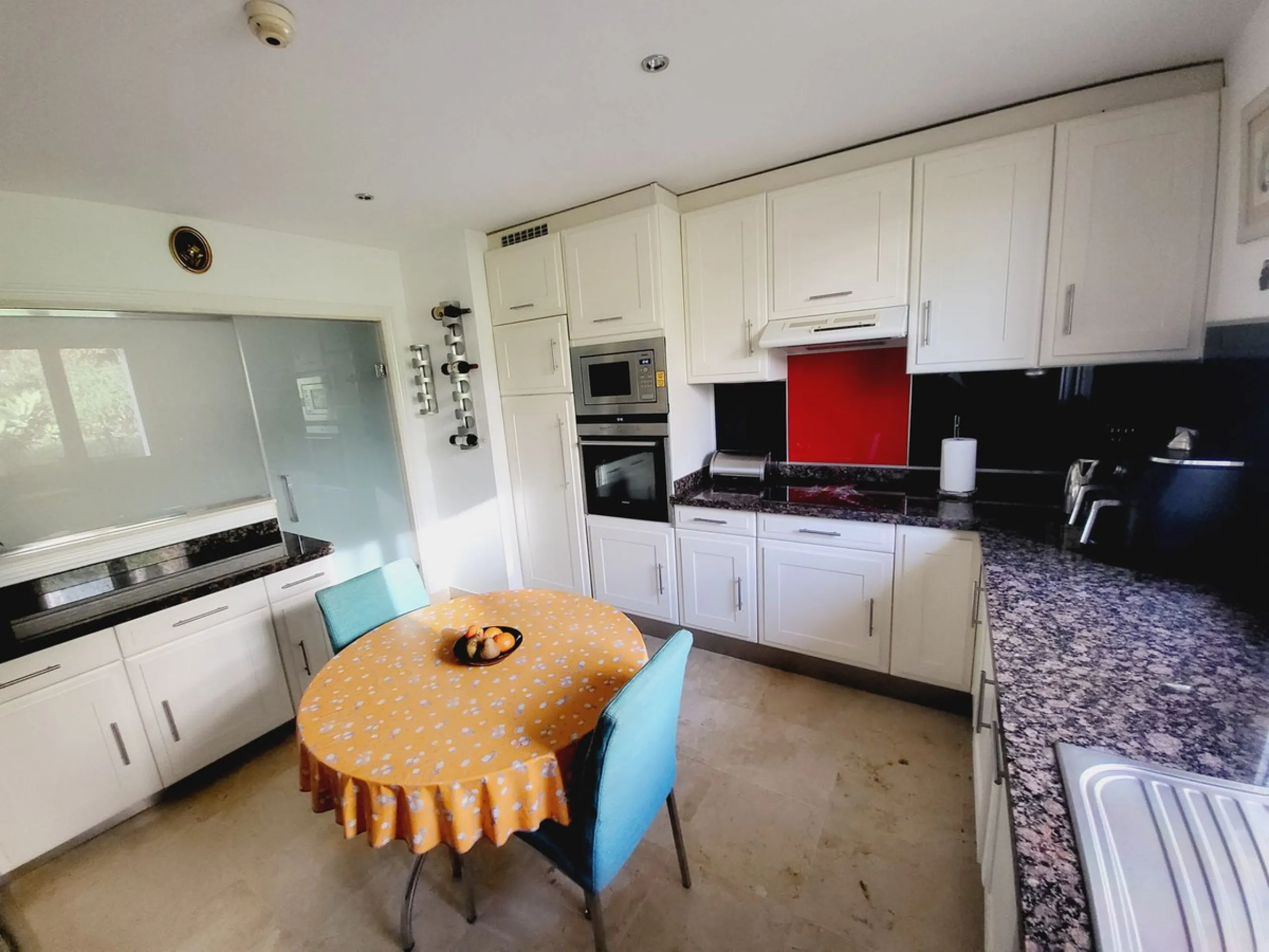 Apartment - Ground Floor Apartment в продаже в Mijas, Málaga. В доме 2 спален и 2 ванных комнат. Площадь дома 122 м²