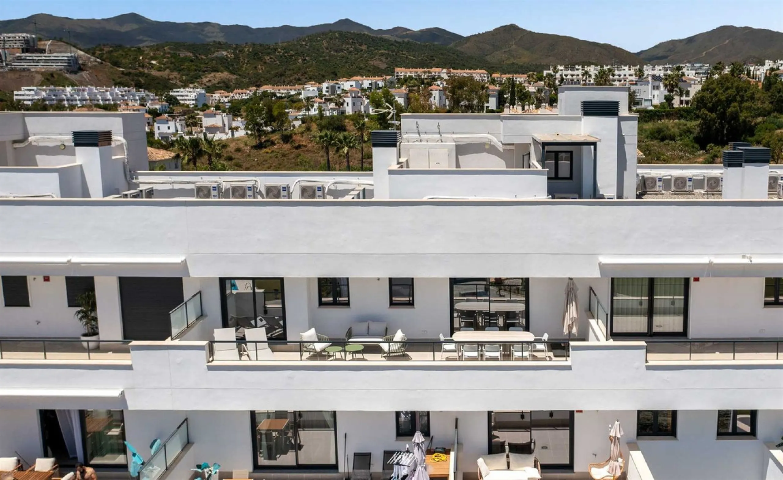 Just completed 3 bedroom new build penthouse.