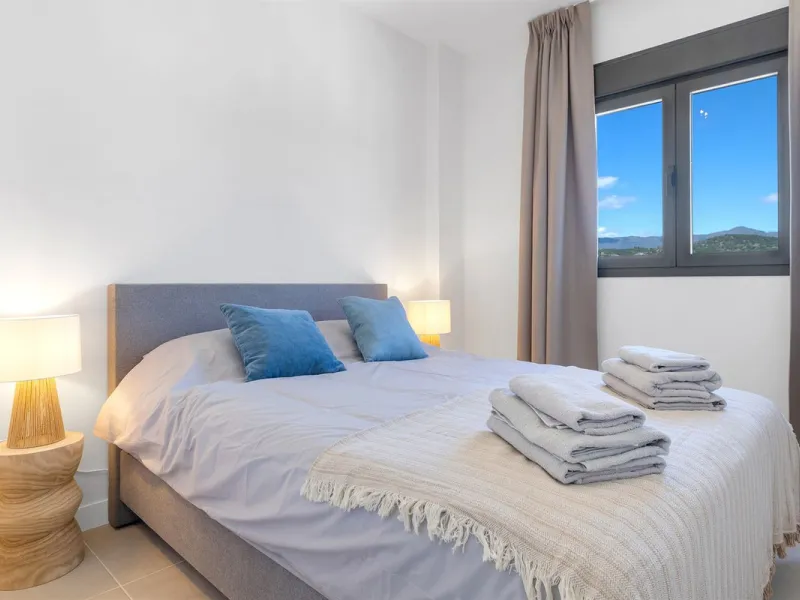 Just completed 3 bedroom new build penthouse.