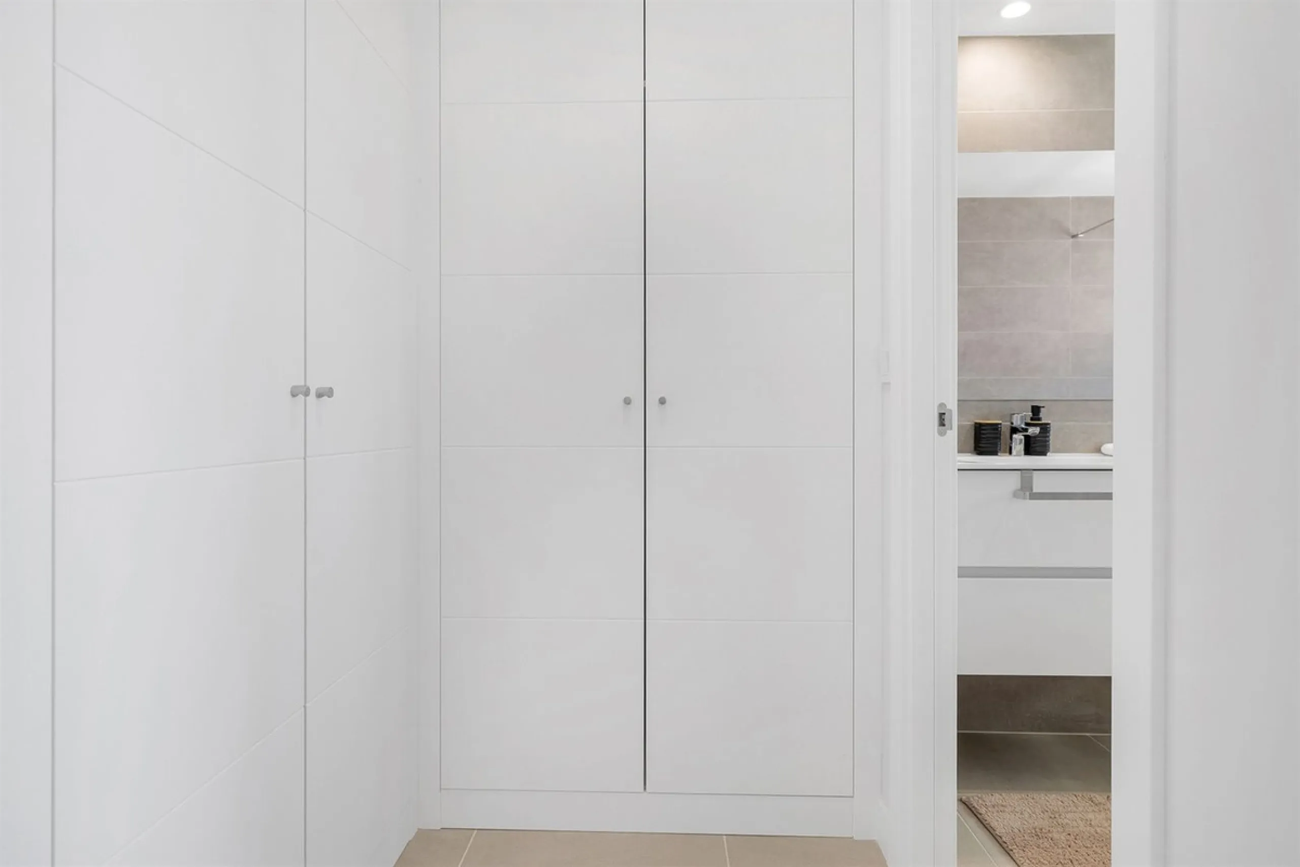 Just completed 3 bedroom new build penthouse.