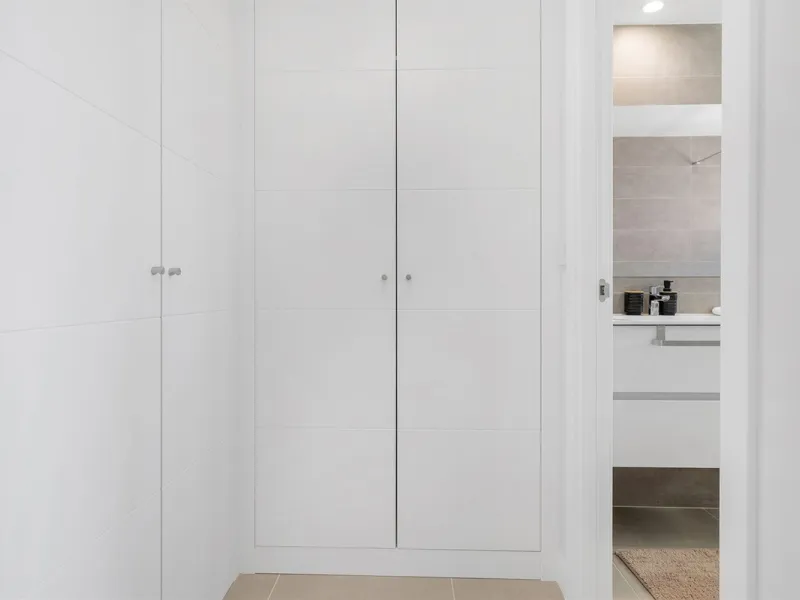 Just completed 3 bedroom new build penthouse.