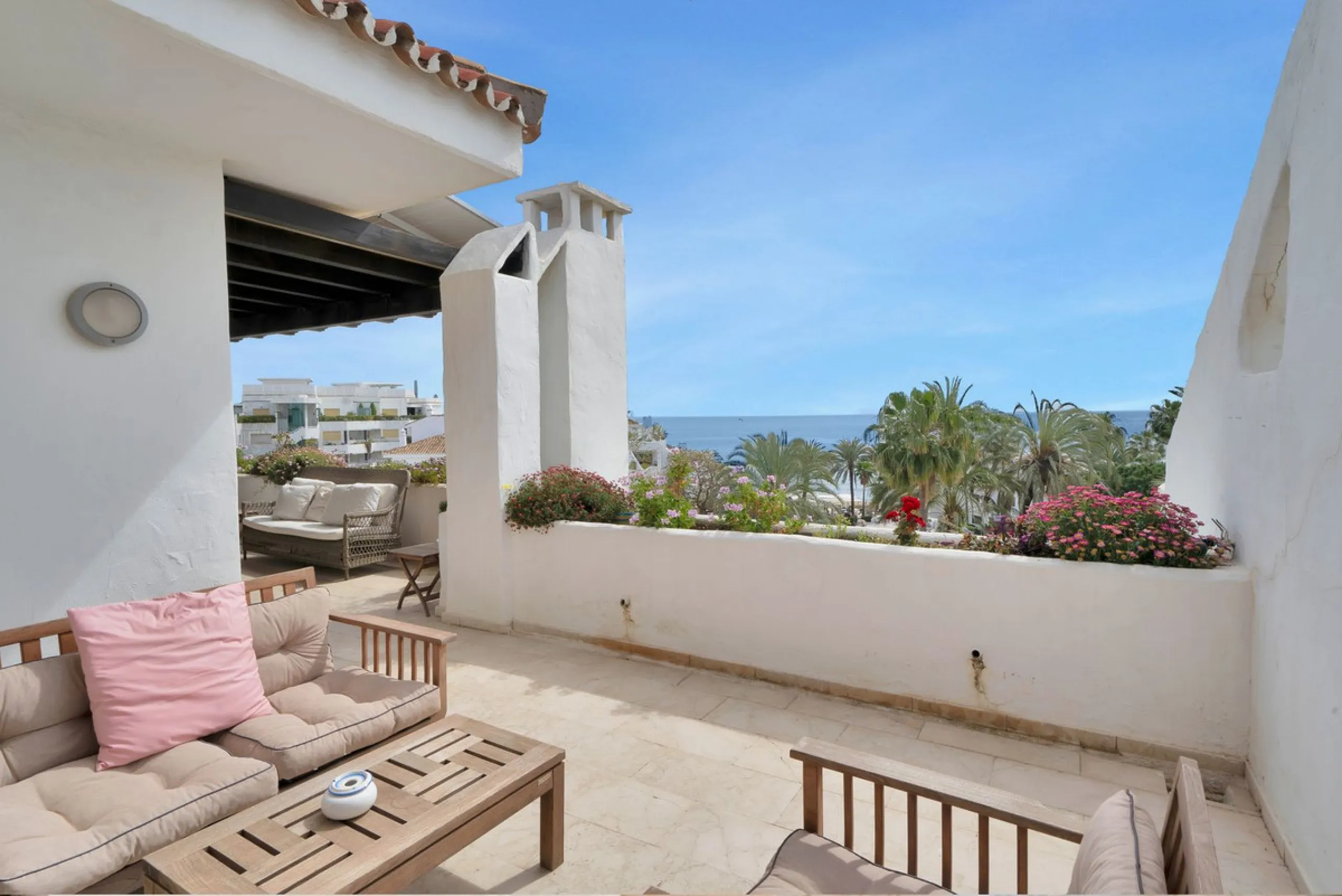 **Spectacular Beachfront Penthouse in Marbella, Spain**