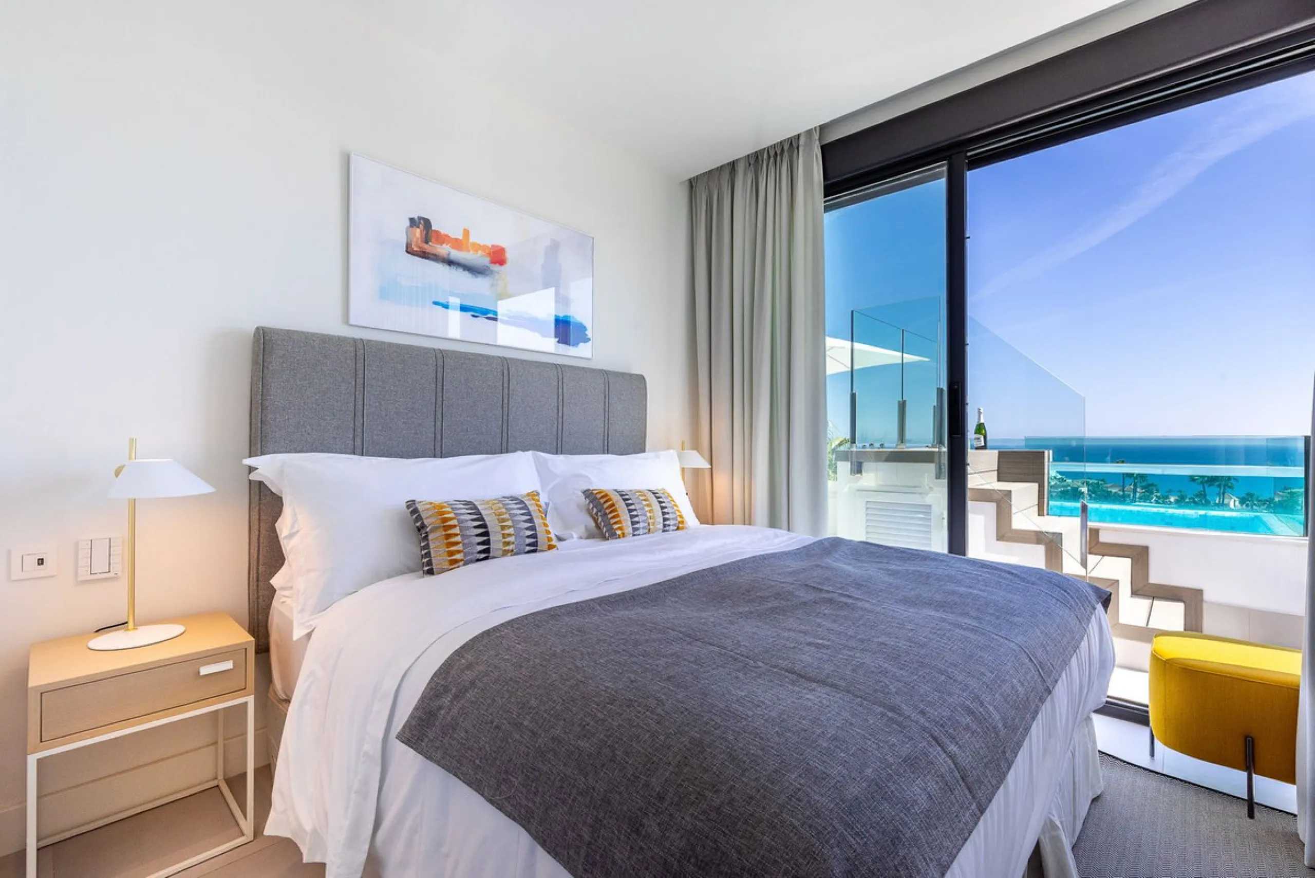 Exclusive Modern Apartment in Santa Barbara Heights – Mijas Costa
