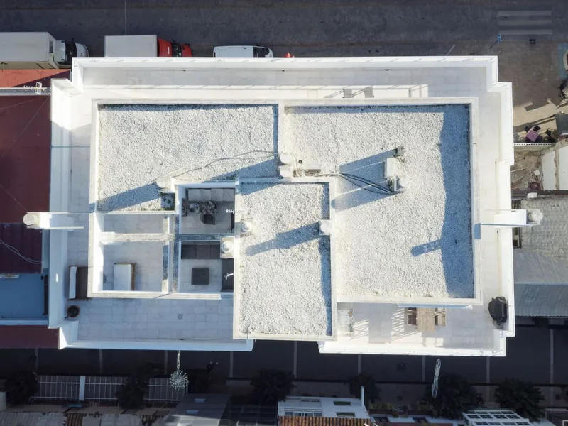 A very special penthouse situated 2nd line to the beach right in the centre of Estepona. The penthouse and terraces occupy the whole of the 6th floor on this building making it one of a kind and very private. The good size living and dining room have acce