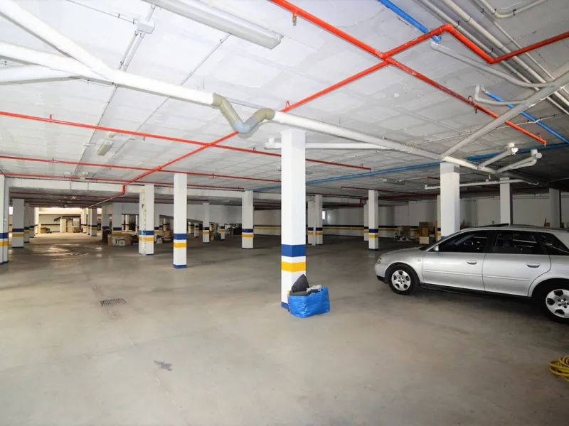 Commercial - Car Park в продаже в Marbella, Málaga. Площадь дома 2047 м²