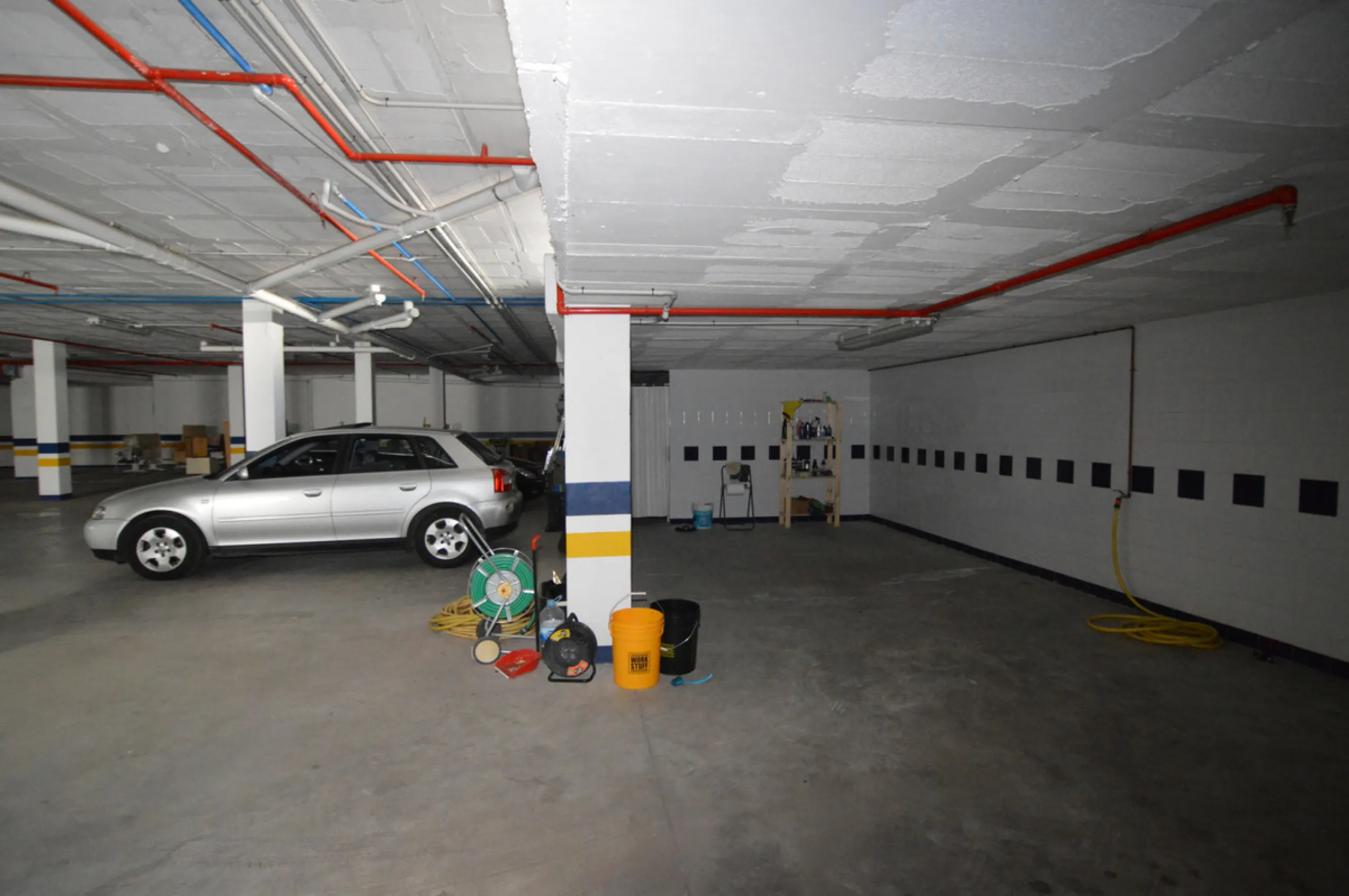 Commercial - Car Park в продаже в Marbella, Málaga. Площадь дома 2047 м²