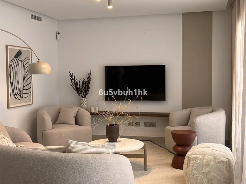 Nestled within an exclusive development of just 14 units, this stunning penthouse is situated alongside the renowned La Quinta Golf resort, celebrated for its exceptional golfing experience and prime location. Enjoy effortless access to nearby amenities, 