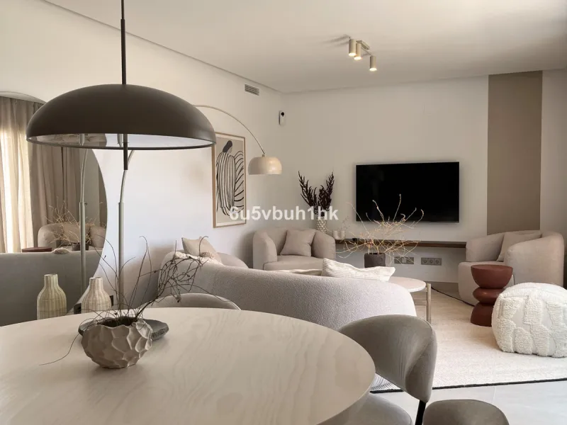 Nestled within an exclusive development of just 14 units, this stunning penthouse is situated alongside the renowned La Quinta Golf resort, celebrated for its exceptional golfing experience and prime location. Enjoy effortless access to nearby amenities, 